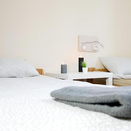 Hoza Apartments And Rooms Warschau Buitenkant foto